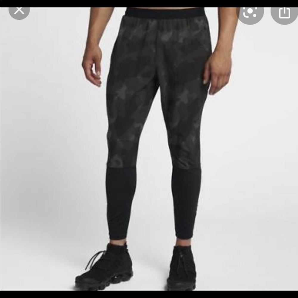 NWT Gray/Black Nike Joggers